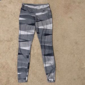 Nike leggings